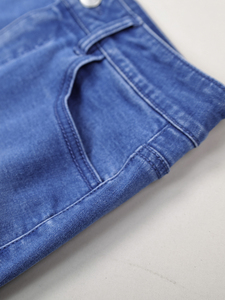 Jupe longue en jean décontractée pour femme, taille basse, ourlet effiloché, délavage moyen, coupe évasée, longueur ras du sol - Product Image 3