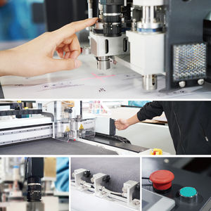 Machine de découpe de carton publicitaire Aoyoo 1070 Mini CNC, alimentation automatique, découpeuse d'autocollants - Product Image 2