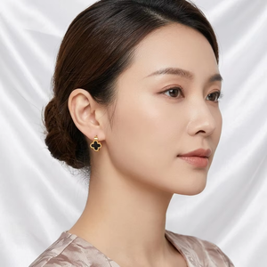 Pendientes <span class=keywords><strong>de</strong></span> clip <span class=keywords><strong>de</strong></span> trébol <span class=keywords><strong>de</strong></span> cuatro hojas <span class=keywords><strong>de</strong></span> acero inoxidable chapado en <span class=keywords><strong>oro</strong></span> <span class=keywords><strong>de</strong></span> 18 quilates <span class=keywords><strong>de</strong></span> lujo para mujer, flor <span class=keywords><strong>de</strong></span> la suerte brillante, sin perforación, que no se deslustran - Product Image 2