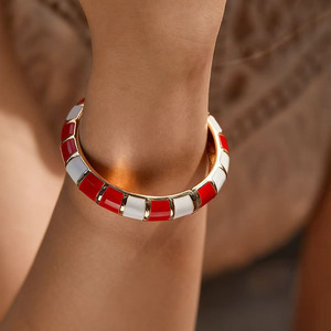 Serie associazione delle ragazze greche braccialetti in lega con smalto colorato bei braccialetti con Design a goccia stile di moda - Product Image 2
