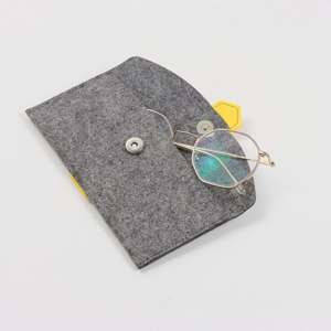 Pochette souple pour lunettes en polyester Pochette pour lunettes de soleil en feutre pour lunettes - Product Image 2