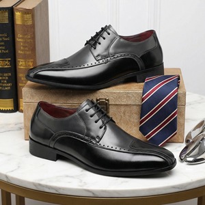 2026 Trending Pointed Toe Business Formal Oxfords British Breathable Lace-Up Color <b>Block</b> Leather Shoes for Men - Product Image 1
