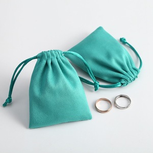 Sacs à cordon en velours réutilisables, écologiques et imperméables pour l'emballage de bijoux, pochettes cadeaux portables pour cosmétiques, logo personnalisé - Product Image 2