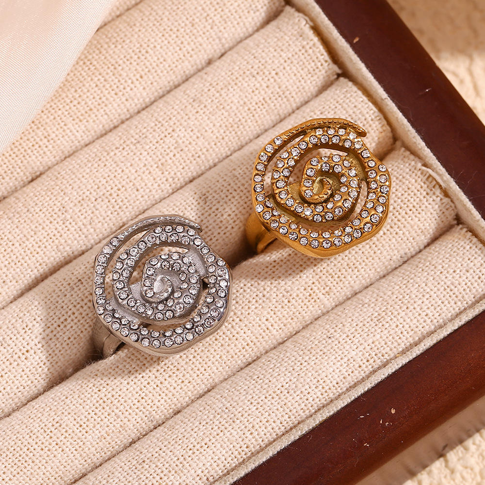 Modeschmuck Ringe 18 Karat vergoldet Zirkon Einsatz Schmuck