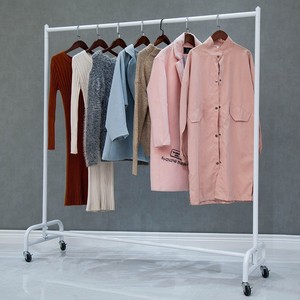 ราวแขวนท่อประปาพร้อมล้อเลื่อน ราวแขวนเสื้อผ้าแบบเคลื่อนที่ได้ ราวแขวนข้างเตียง ชั้นวางของโลหะทันสมัย - Product Image 3