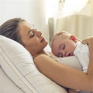 Oreiller de lit respirant avec soutien du cou, collection hôtelière moderne, vente en gros, ensemble de 2 oreillers en microfibre pour dormeurs sur le dos - Product Image 2