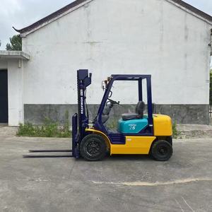 Komatsu FD25 TCM 3ton Mini Carretilla Elevadora Diesel con Cambio Lateral 3M Original, Máquinas de Carretillas Elevadoras Usadas, Hecho en Japón - Product Image 5