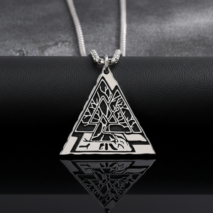 Colgantes y Amuletos Personalizados de Acero Inoxidable Únicos para Hombre: Vikingo Valknut Yggdrasil Triángulo Mitología Nórdica Vintage - Product Image 1