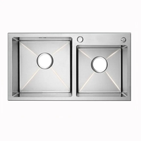 Évier de cuisine rectangulaire double bac moderne fait main, multifonctionnel à double trou avec surface brossée pour hôtels