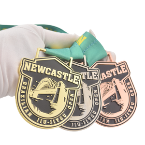 Médailles de Jiu-Jitsu 3D personnalisées pour le Judo, le Karaté, la Lutte, le Taekwondo, en métal émaillé, avec ruban, pour le soulagement de la douleur à Newcastle, au Brésil - Product Image 1