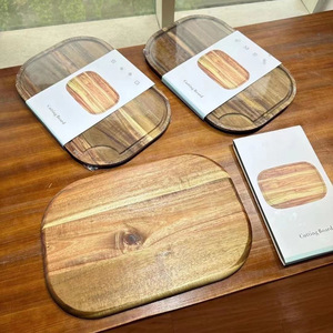 Planche à découper rectangulaire en bois massif, bois d'acacia, planche à découper pour légumes, design antidérapant - Product Image 1