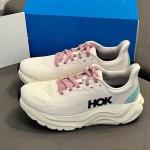 Zapatos Deportivos HOKAS para Hombre, de Fibra de Carbono, Ligeros, de Lujo, de Alta Gama, Zapatos para Caminar de Calidad para Mujer - Product Image 1