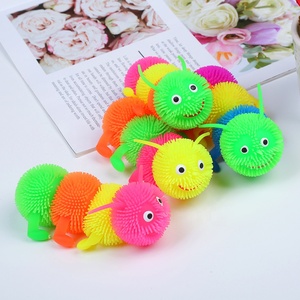 KEHUI venta directa de fábrica suave mediano cuatro partes gusano Puffer juguete bola TPR Squeeze alivio del estrés Fidget juguete para niños - Product Image 2