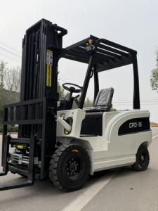 Montacargas Eléctrico de 1.5 Toneladas, 2 Toneladas y 3 Toneladas para Uso en Almacenes Interiores, Bajo Nivel de Ruido y Batería de Ultra Larga Duración - Product Image 3