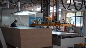 รูปแบบดิจิทัลขนาดใหญ่วอลล์เปเปอร์พิมพ์ลายที่ผลิตไว้ล่วงหน้าบนไม้3D <span class=keywords><strong>แผ่น</strong></span><span class=keywords><strong>ไม้</strong></span>อัดไม้สำหรับห้องครัวสำหรับใช้ในโรงแรมและบ้าน - Product Image 5