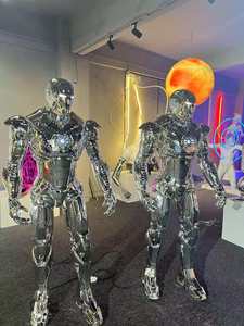 Escultura de Robot de Fabricante Directo, Astronauta con Acabado Metálico, Modelos de Exhibición de Arte de Lujo Ligero, Figuras de Resina para Bares de Moda y KTVs 562-114 - Product Image 4