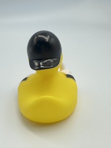 Logo personalizzato giallo cartone animato PVC vinile anatre da bagno giocattolo cigolante anatra di gomma resistente all'acqua per il bagno tempo di plastica per bambini - Product Image 4