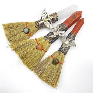 Artisanat folklorique Quartz clair cristaux de Besom magiques sculpture améthyste artisanat <span class=keywords><strong>balai</strong></span> de sorcière pour l'énergie - Product Image 4