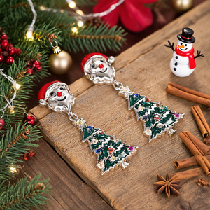 Orecchini pendenti natalizi con Babbo Natale e albero di Natale per donna, smaltati, regalo di Capodanno, gioielli. - Product Image 5