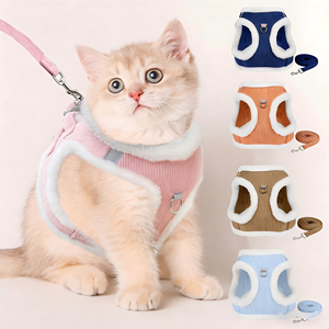 Colete para Animais de Estimação em Cashmere Quente de Inverno - Colete Refletivo Dupla Face para Gatos com Guia - Product Image 1