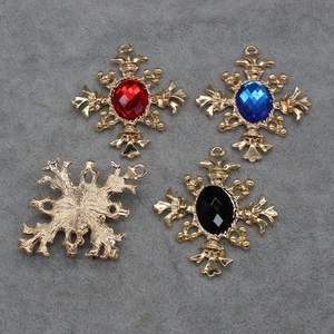 2025ลดกระหน่ำทำด้วยมืองานแฮนด์เมดแบบบาร็อคครอสประดับเพชรอุปกรณ์เสริมหัวเข็มขัดแผ่นเพชรแบบไขว้โลหะผสมวัสดุเครื่องประดับจี้ - Product Image 1