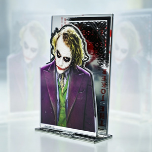 Exhibidores de Hologramas Transparentes con Impresión UV Personalizados ODM OEM, Producto de Película con Personaje de Joker y Parte Trasera de Espejo - Product Image 1