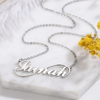 Collier personnalisé avec nom infini Yibao OEM/ODM, collier avec plaque nominative en acier inoxydable 18K, collier avec pendentif significatif pour elle