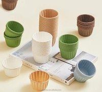 Compras al por Mayor de Moldes de Papel Antiadherentes y Resistentes al Aceite para Hornear Muffins, con Borde Rizado, Aptos para Alimentos, Desechables, para Cupcakes