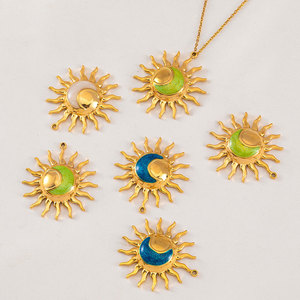 Dijes de Sol Esmaltados de Acero Inoxidable 316L con Baño de Oro de 14k y 18k, Personalizados al por Mayor, para la Fabricación de Joyas, Pulseras y Collares - Product Image 2