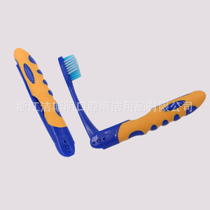 Brosse à dents pliable à poils souples 19,5x2,3 cm, brosse à dents manuelle de voyage pour adultes - Product Image 3