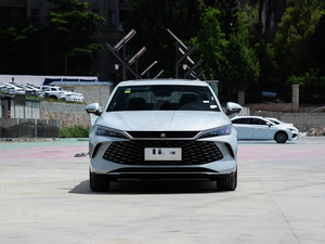 Nuova BYD Qin <span class=keywords><strong>L</strong></span> DM-i PHEV 120km FWD con Sistema di Guida Intelligente e Design di Alta Qualità, Berlina Familiare 4 Porte 5 Posti Qin <span class=keywords><strong>L</strong></span> DM-i 2026 - Product Image 2