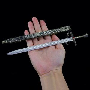 Espada <span class=keywords><strong>de</strong></span> <span class=keywords><strong>Juego</strong></span> <span class=keywords><strong>de</strong></span> <span class=keywords><strong>Tronos</strong></span>, Espada del Juramento, 21 cm, Tamaño Mediano, Llavero, Modelo <span class=keywords><strong>de</strong></span> Juguete <span class=keywords><strong>de</strong></span> Metal Completo, Sin Filo, Seguro, Arma Coleccionable - Product Image 1