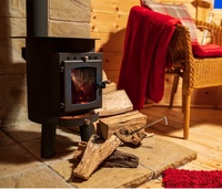 Poêle à bois compact pour cabane et mini-maison