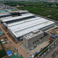 Bâtiment en acier préfabriqué pour entrepôt de distribution de marchandises finies, options structurelles prêtes pour la grue, fournisseur d'usine sur mesure