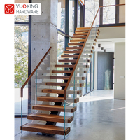 Escalier à poutres facile à installer avec un design minimaliste et des marches antidérapantes - Escalier droit en bois, marbre et verre