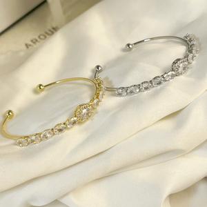 Pulsera de circonita dorada, pulsera de circonita plateada, engaste ovalado, cobre, uso diario - Product Image 1