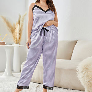 ชุดนอนคริสต์มาสแบบกำหนดเองได้ชุดนอนผ้าสักหลาดการ์ตูนสำหรับคู่รักคู่รักคู่รักคู่รักใส่อยู่บ้านเข้าคู่กับครอบครัว - Product Image 3