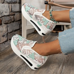 Nouvelles chaussures décontractées pour femmes en dentelle et gaze, semelle épaisse, style printemps - Product Image 3