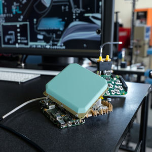 Ricevitore Antenna GNSS a Quattro Canali a Doppia Frequenza YH839, Moduli Ricetrasmettitori <span class=keywords><strong>RF</strong></span> per Sistemi di Navigazione Satellitare Globale, Modem 1.5A - Product Image 6