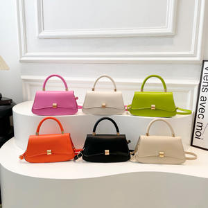 2025 printemps femmes sac nouveau Design sac à bandoulière Style populaire mode petit sac carré - Product Image 1