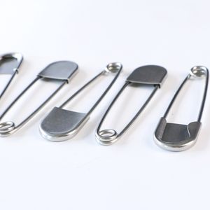 Pin de seguridad de 3 pulgadas extragrande de metal de alta calidad al por mayor, pasador de bucle de seguridad multicolor personalizable, herrajes con función de apriete - Product Image 5