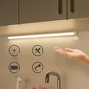 Luz Inalámbrica Magnética con Sensor de Movimiento en Ángulo Recto GPD para Armario, con 1 Año de Garantía, Temperatura de Color 3000K/4000K/6000K - Product Image 1