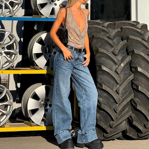 Novedad de Verano - Top Halter Sexy con Escote Profundo en V y Tirantes Cruzados para Discoteca - Product Image 4