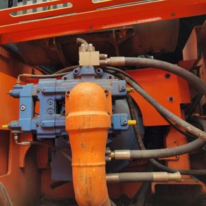 Doosan DH150-7รถขุดตีนตะขาบไฮดรอลิกขนาดเล็กถัง1.6mÂ เครื่องยนต์แบบญี่ปุ่นดั้งเดิมใช้งานได้42ตัน - Product Image 5