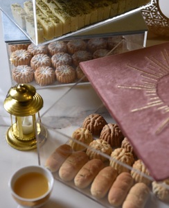 Caja de Regalo Personalizada para Dulces de Boda, Nueces, Pasteles, con Bordado de Sol en Terciopelo, para Barras de Chocolate, Dátiles y Galletas, para Invitados - Product Image 2