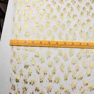 Proveedor Chino, Tela de Georgette de Seda con Lurex, Brillante, Dorada, con Pequeñas Flores Metálicas, para Vestidos de Mujer, Niños, Trajes, Saris y Velos - Product Image 6