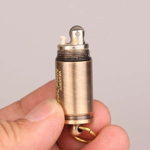 <span class=keywords><strong>Briquet</strong></span> à kérosène miniature rond en gros, <span class=keywords><strong>briquet</strong></span> à <span class=keywords><strong>essence</strong></span> de poche, porte-clés, <span class=keywords><strong>briquet</strong></span> à <span class=keywords><strong>essence</strong></span> - Product Image 4