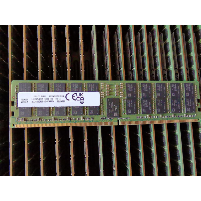 M321RAJA0MB0-CWM DDR5-5600 128GB RDIMM Memory Module 16Gx80 2Rx4 Registered ECC for High-Capacity Servers