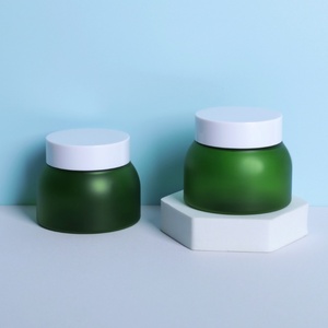 Envase Redondo Esmerilado de Doble Pared Personalizado, Frasco de Plástico PET Verde de 50g 100g con Tapa para Cosméticos, Cuidado de la Piel y Crema Facial - Product Image 3
