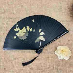 Abanico Plegable de Bambú de Alta Calidad para Halloween, Producto Artesanal de Bambú - Product Image 4